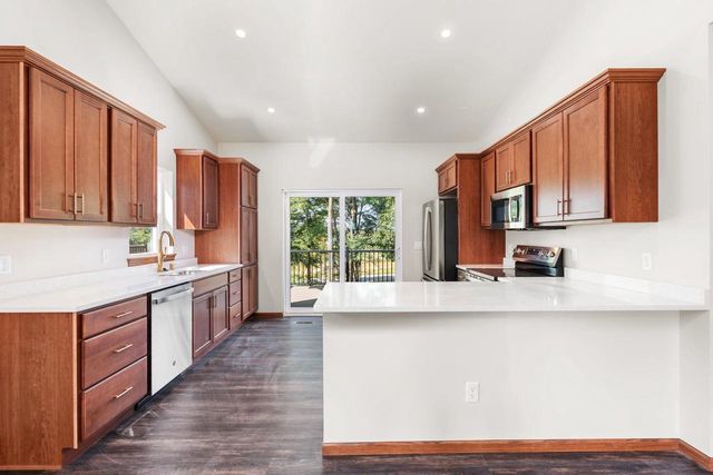 1062 Armida Court, Reedsburg, WI 53959