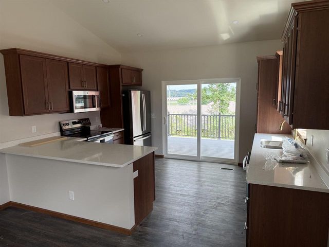 1062 Armida Court, Reedsburg, WI 53959