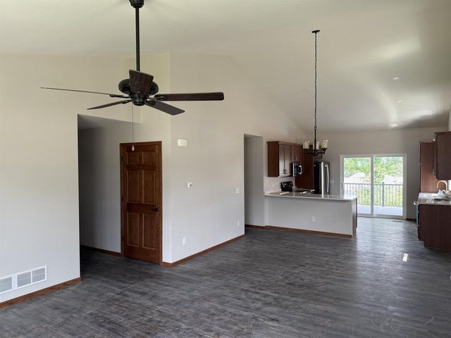 1062 Armida Court, Reedsburg, WI 53959