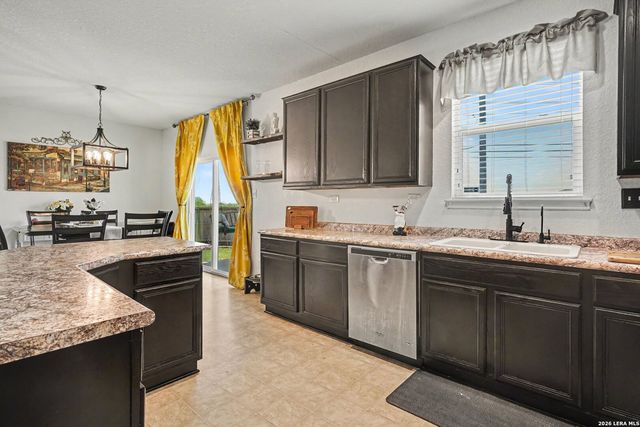 7602 PALOMINO CV, San Antonio, TX 78244