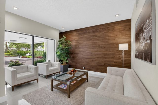 6845 Willow Wood Drive 3061, Boca Raton, FL 33434