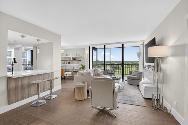 6845 Willow Wood Drive 3061, Boca Raton, FL 33434