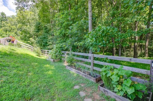 5915 Screech Owl Drive, Flowery Branch, GA 30542