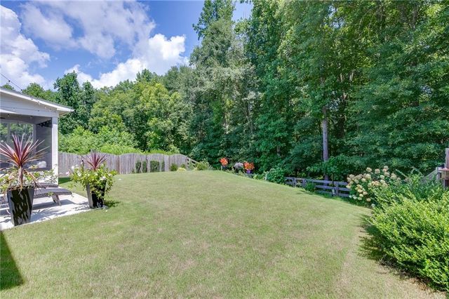 5915 Screech Owl Drive, Flowery Branch, GA 30542