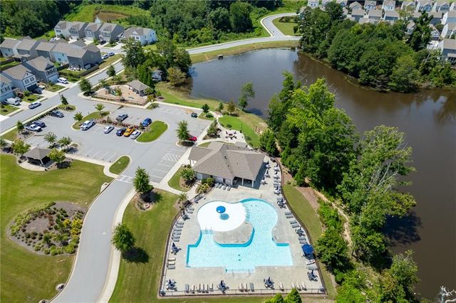 5915 Screech Owl Drive, Flowery Branch, GA 30542