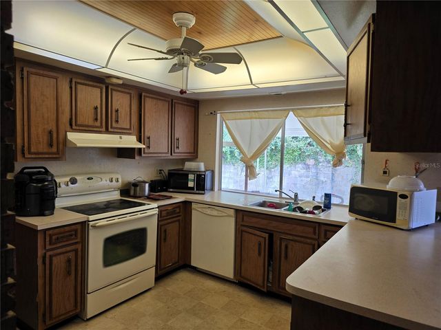 3289 SHERINGHAM ROAD, Orlando, FL 32808