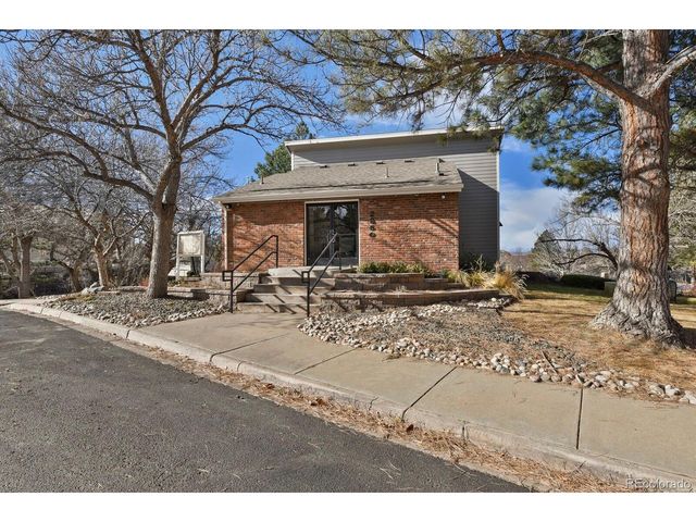 2916 W Long Cir D, Littleton, CO 80120