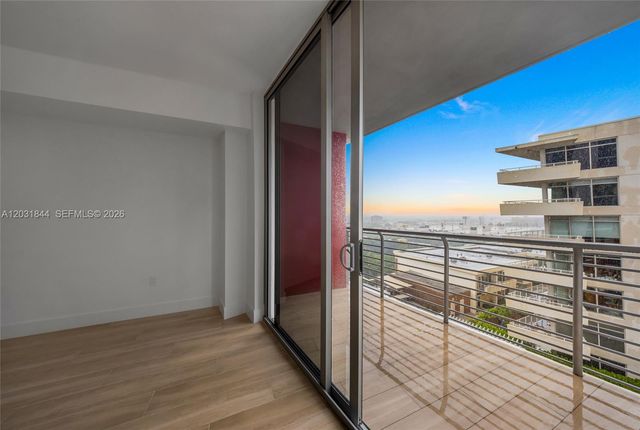 90 NE 32 1013, Miami, FL 33137