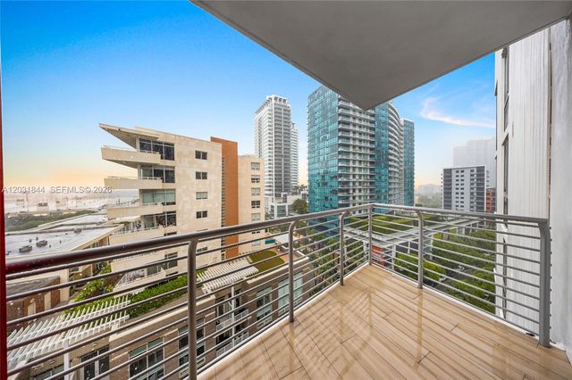 90 NE 32 1013, Miami, FL 33137