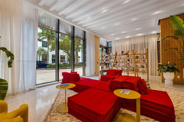 90 NE 32 1013, Miami, FL 33137