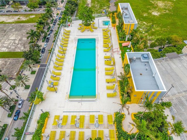 90 NE 32 1013, Miami, FL 33137