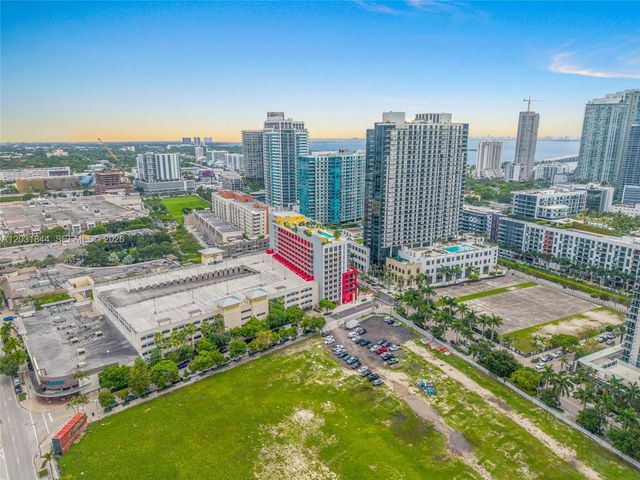 90 NE 32 1013, Miami, FL 33137