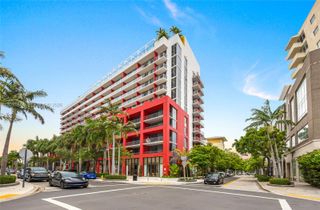 90 NE 32 1013, Miami, FL 33137
