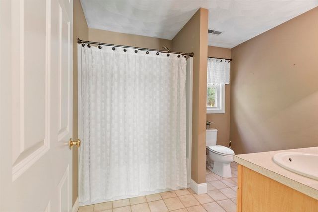 4 Forest Street, Georgetown, MA 01833