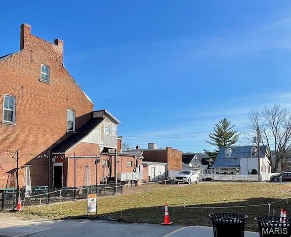 218 E 1st Street, Hermann, MO 65041