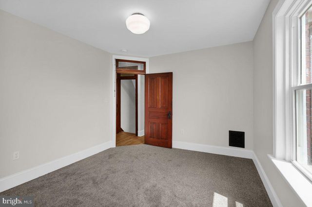 424 WALNUT ST, Denver, PA 17517