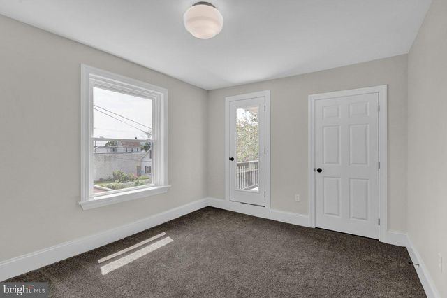 424 WALNUT ST, Denver, PA 17517