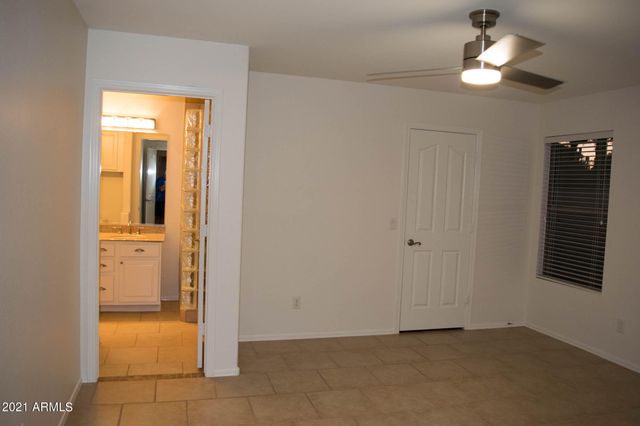 4709 E Abraham Lane, Phoenix, AZ 85050