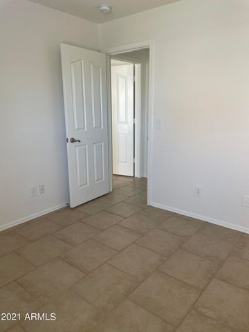 4709 E Abraham Lane, Phoenix, AZ 85050