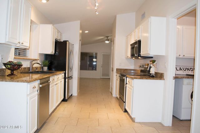 4709 E Abraham Lane, Phoenix, AZ 85050