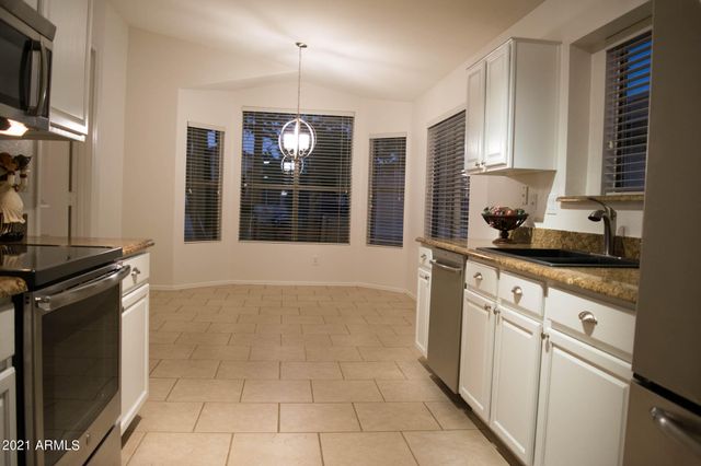 4709 E Abraham Lane, Phoenix, AZ 85050