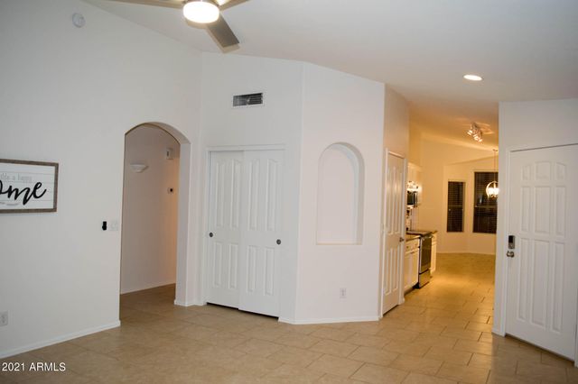 4709 E Abraham Lane, Phoenix, AZ 85050