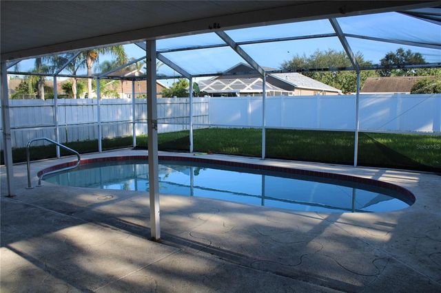 11111 BLOOMINGTON DRIVE, Tampa, FL 33635