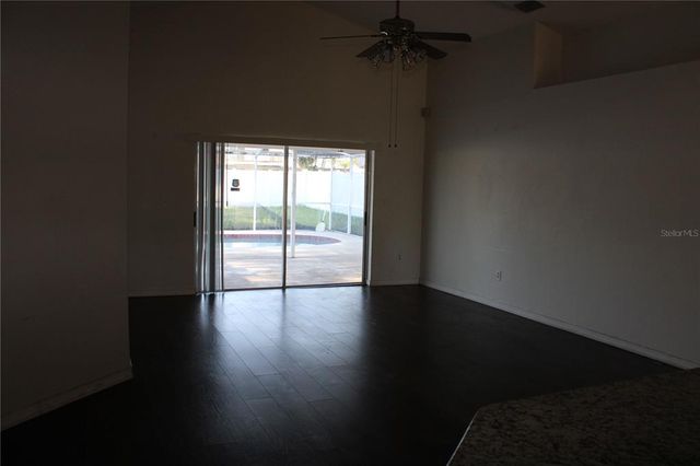 11111 BLOOMINGTON DRIVE, Tampa, FL 33635