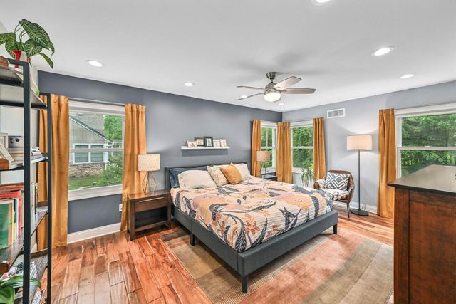 12515 Elmhurst PARKWAY, Elm Grove, WI 53122