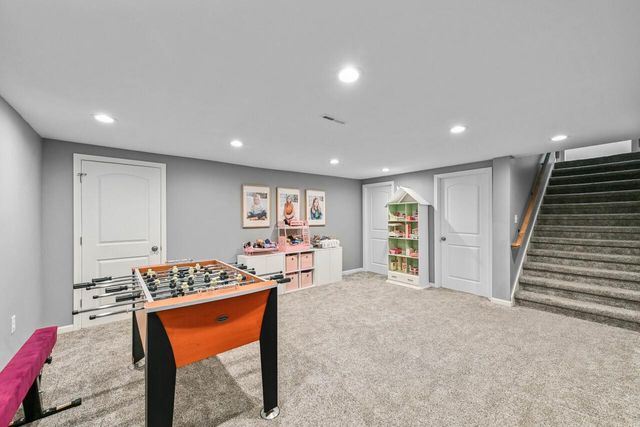 12515 Elmhurst PARKWAY, Elm Grove, WI 53122
