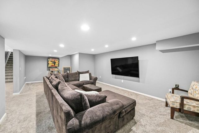12515 Elmhurst PARKWAY, Elm Grove, WI 53122