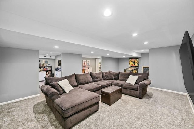 12515 Elmhurst PARKWAY, Elm Grove, WI 53122