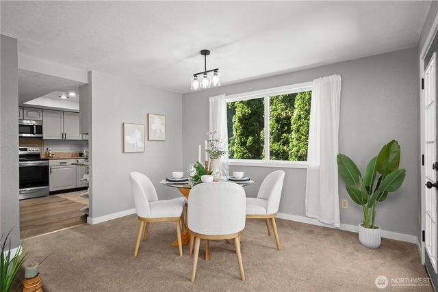 2505 211th Avenue E, Lake Tapps, WA 98391