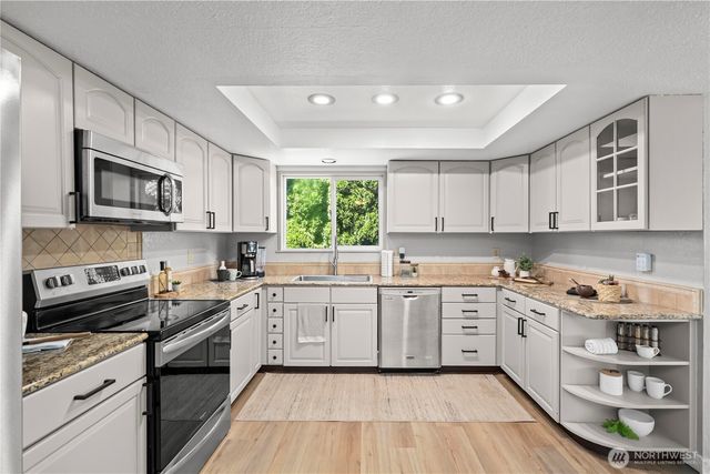 2505 211th Avenue E, Lake Tapps, WA 98391