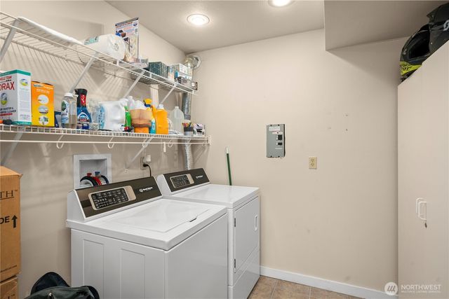 2505 211th Avenue E, Lake Tapps, WA 98391