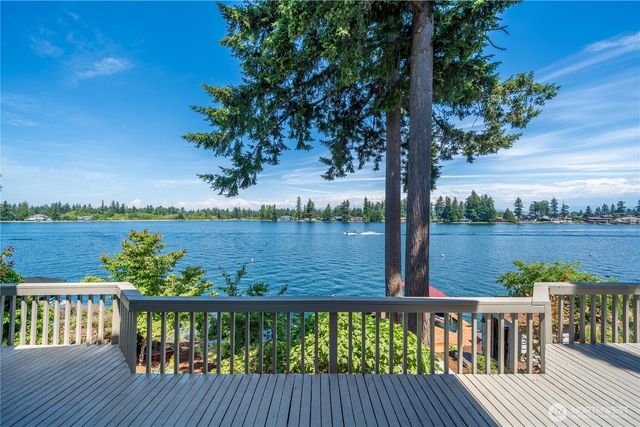 2505 211th Avenue E, Lake Tapps, WA 98391