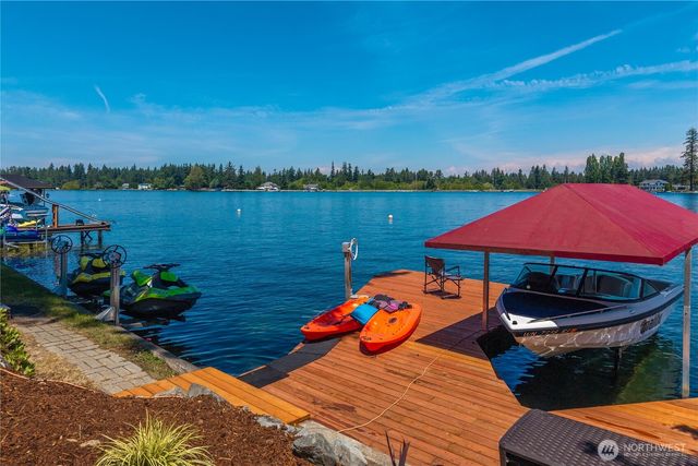 2505 211th Avenue E, Lake Tapps, WA 98391