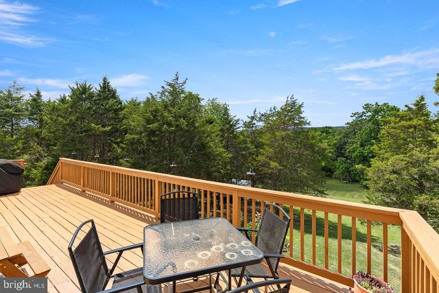 1233 COUNTRY BROOK RD, Toms Brook, VA 22660