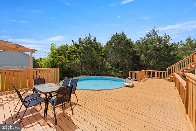 1233 COUNTRY BROOK RD, Toms Brook, VA 22660