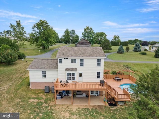 1233 COUNTRY BROOK RD, Toms Brook, VA 22660