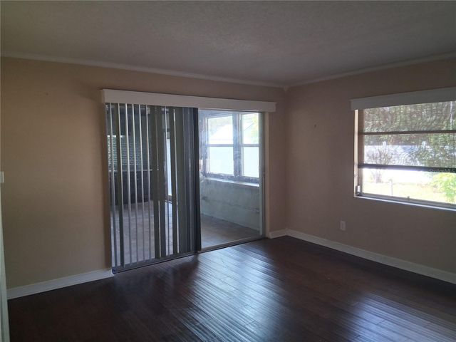 10939 103RD AVENUE, Seminole, FL 33778