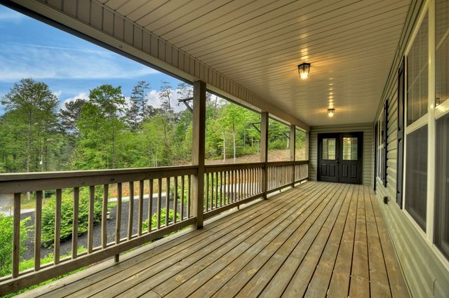 293 James Drive, Ellijay, GA 30540