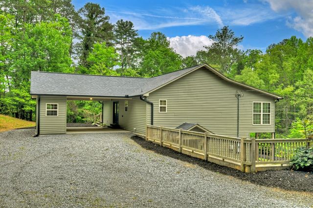 293 James Drive, Ellijay, GA 30540