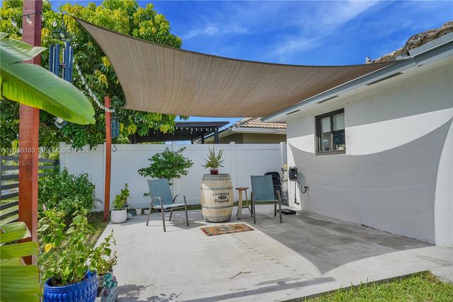 20464 NW 19th Avenue, Miami Gardens, FL 33056