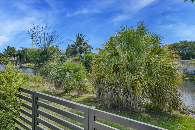 20464 NW 19th Avenue, Miami Gardens, FL 33056