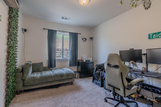 21 Cerulean Terrace, Eagle Point, OR 97524