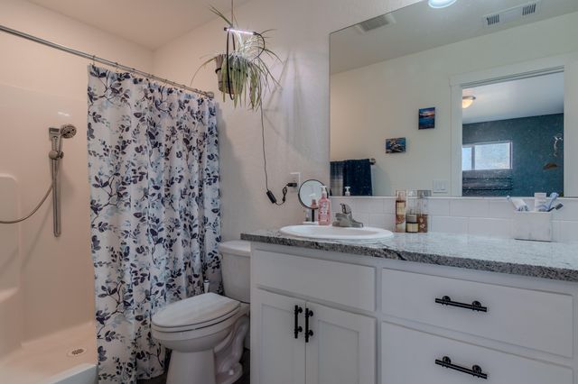 21 Cerulean Terrace, Eagle Point, OR 97524