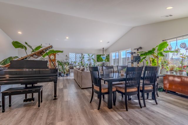 21 Cerulean Terrace, Eagle Point, OR 97524