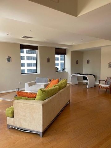 914 Main Street 1504, Houston, TX 77002