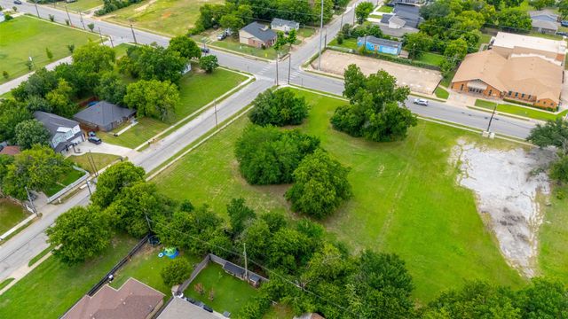 5200 Ramey Avenue, Fort Worth, TX 76105